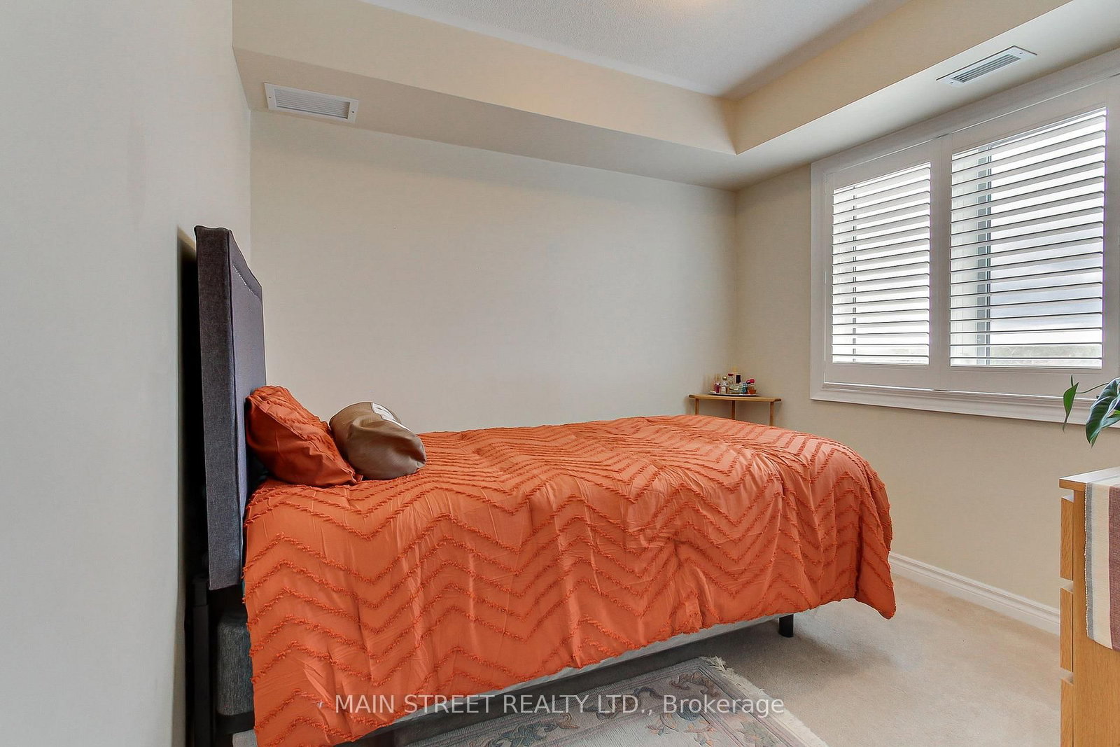 500 Mapleview Drive W, Unit 305 - Photo 28