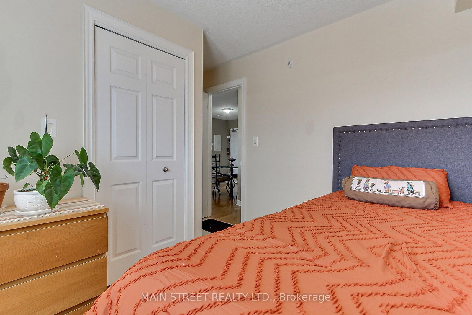 500 Mapleview Drive W, Unit 305 - Photo 29