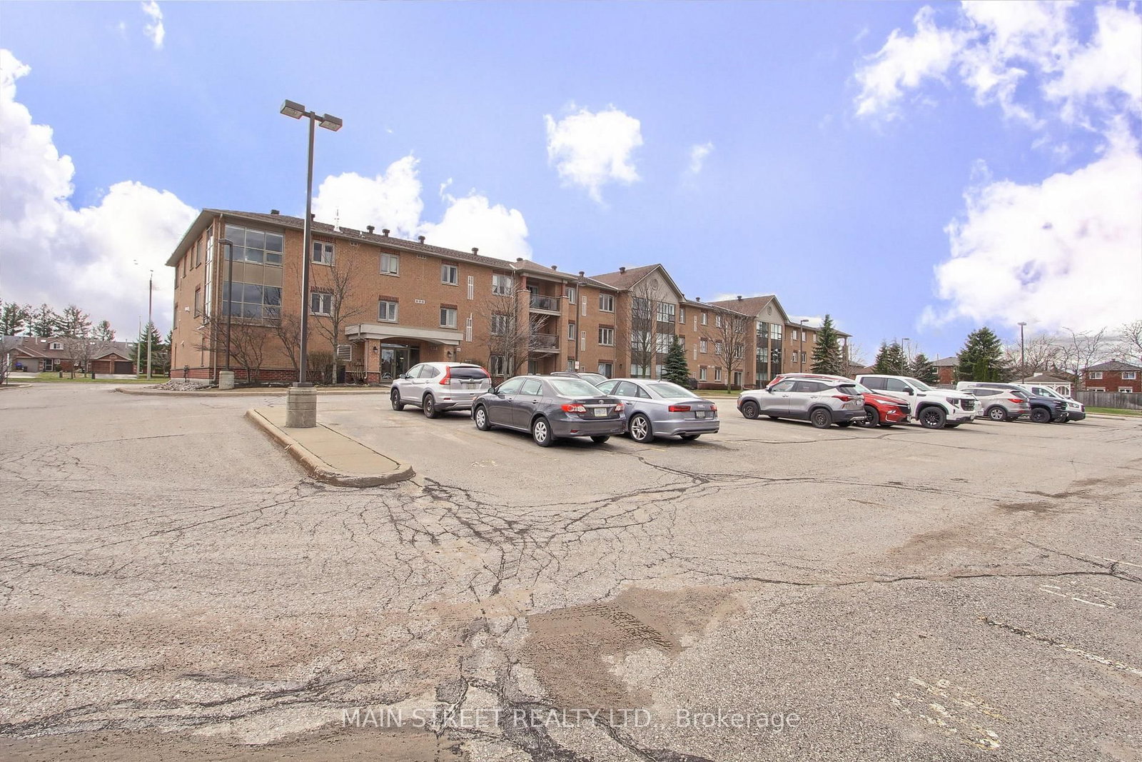 500 Mapleview Drive W, Unit 305 - Photo 36