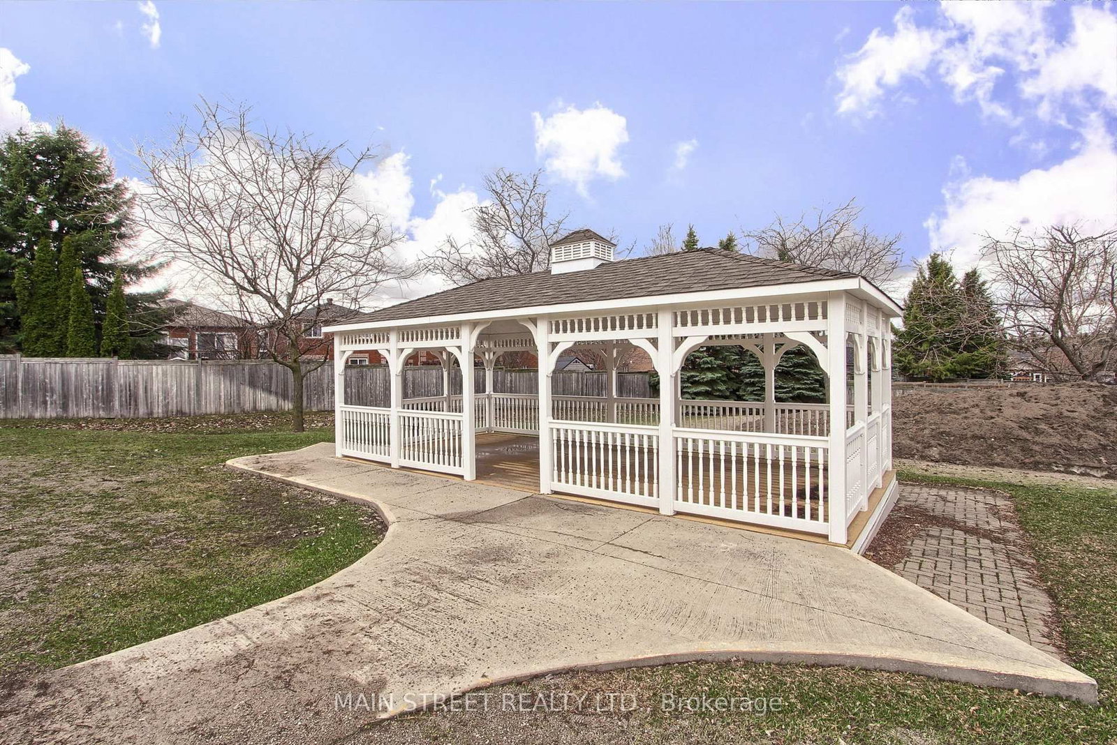 500 Mapleview Drive W, Unit 305 - Photo 37