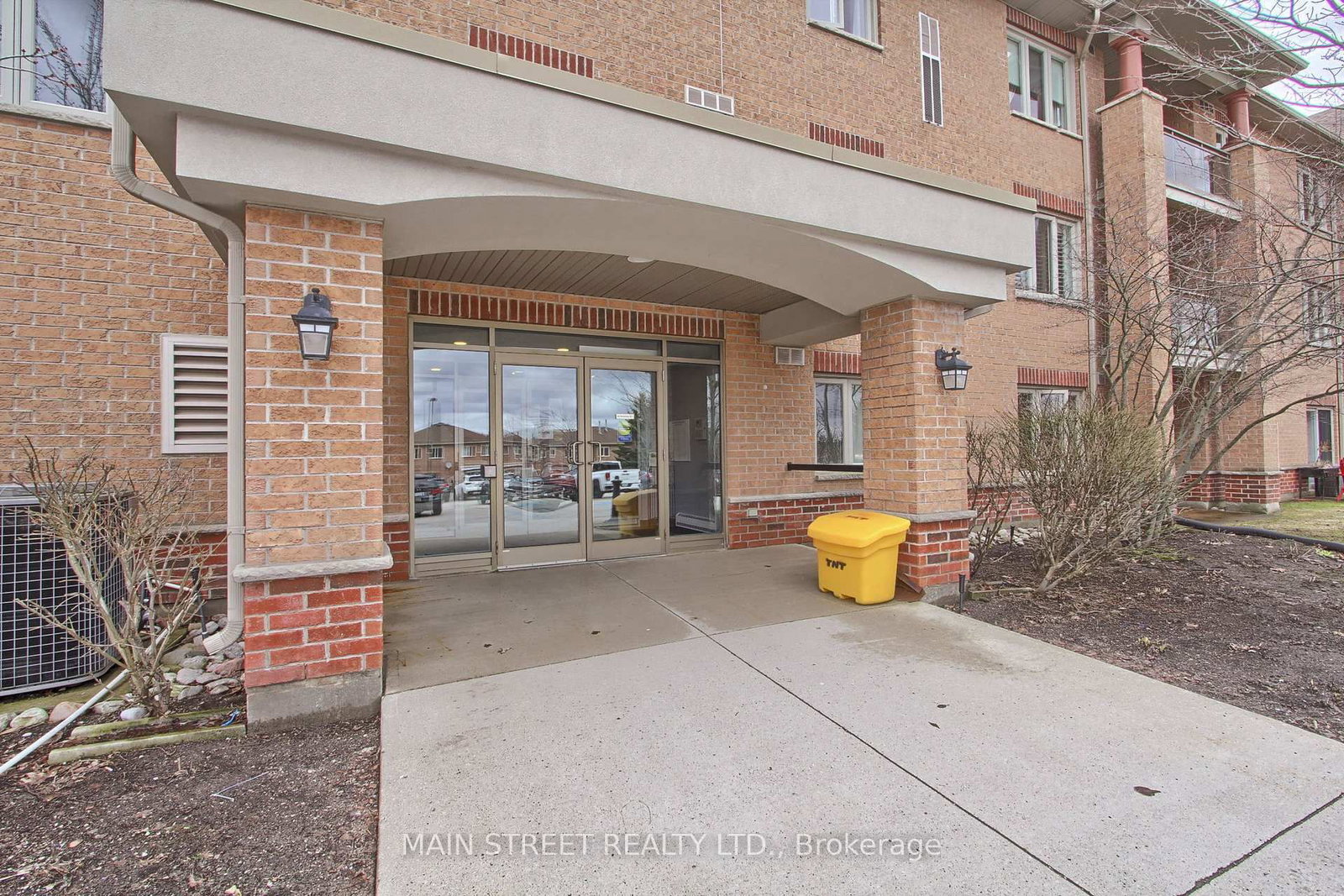 500 Mapleview Drive W, Unit 305 - Photo 4