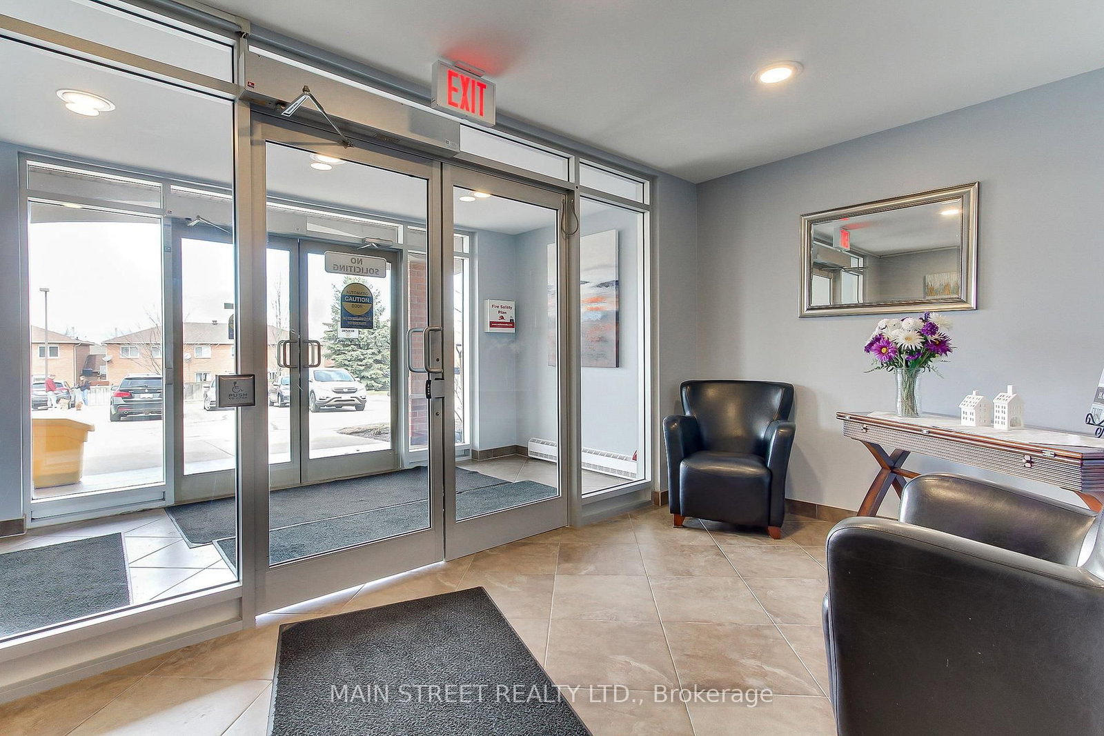 500 Mapleview Drive W, Unit 305 - Photo 6