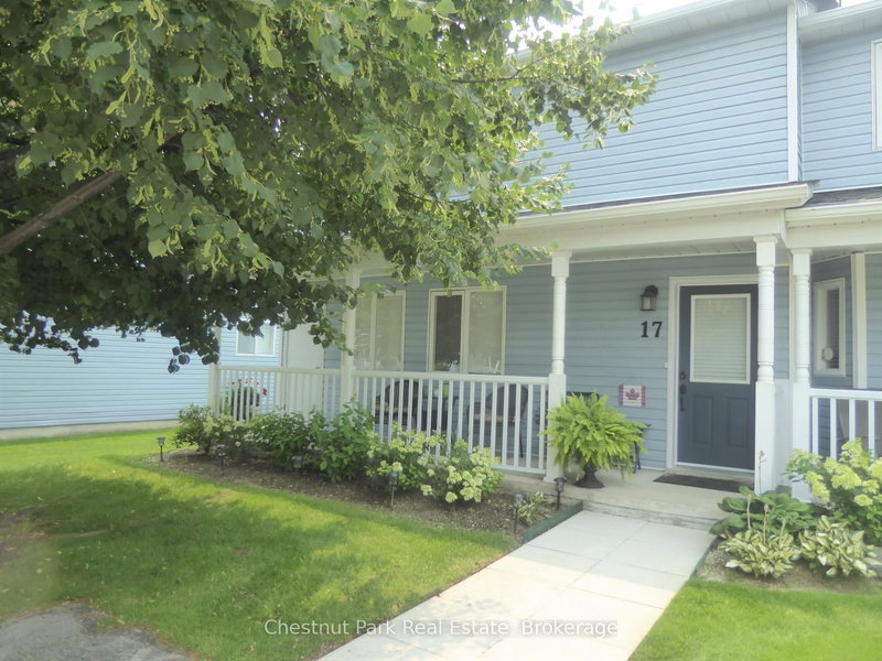 17 Valleymede Crt, Collingwood, L9Y 3Y9 | Image 2