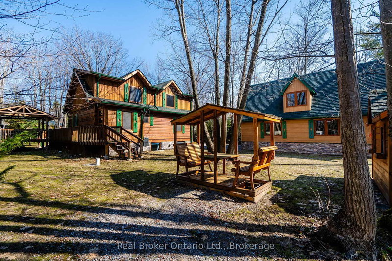 23 Crown Crt, Tiny, L9M 0J1 | Image 2