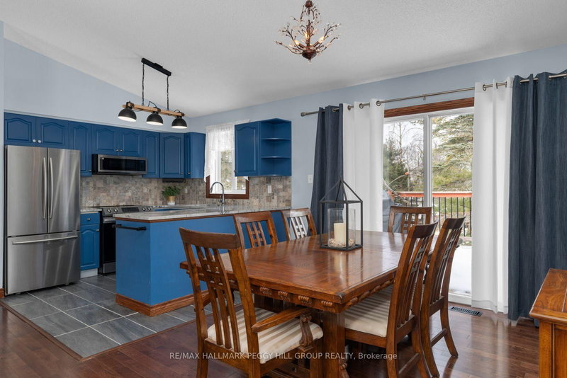 11 Hickory Lane, Oro-Medonte, L0K 1E0 | Image 3