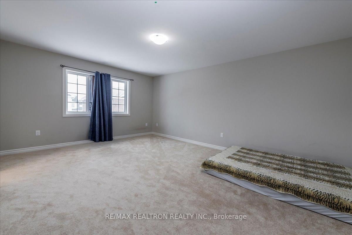 Detached House for sale at 207 Cubitt Street, Clearview, Ontario, L0M 1S0 - Stayner - MLS: S13002158