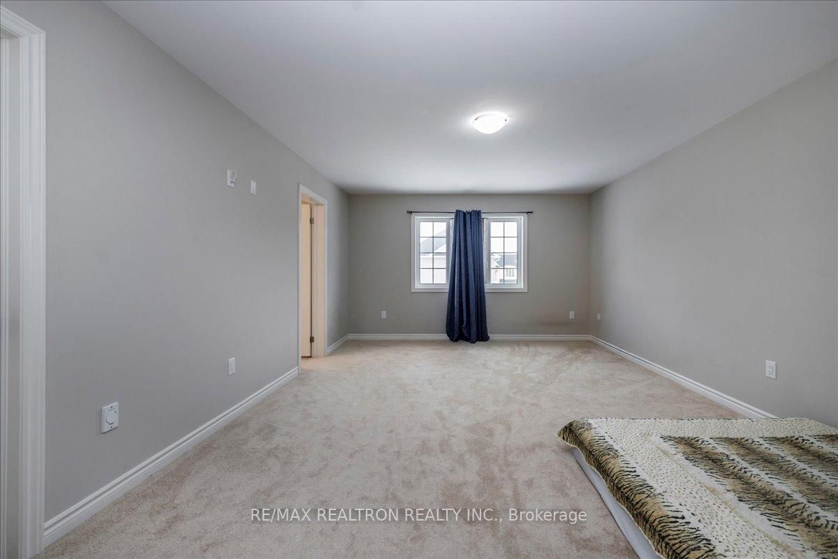 Detached House for sale at 207 Cubitt Street, Clearview, Ontario, L0M 1S0 - Stayner - MLS: S13002158