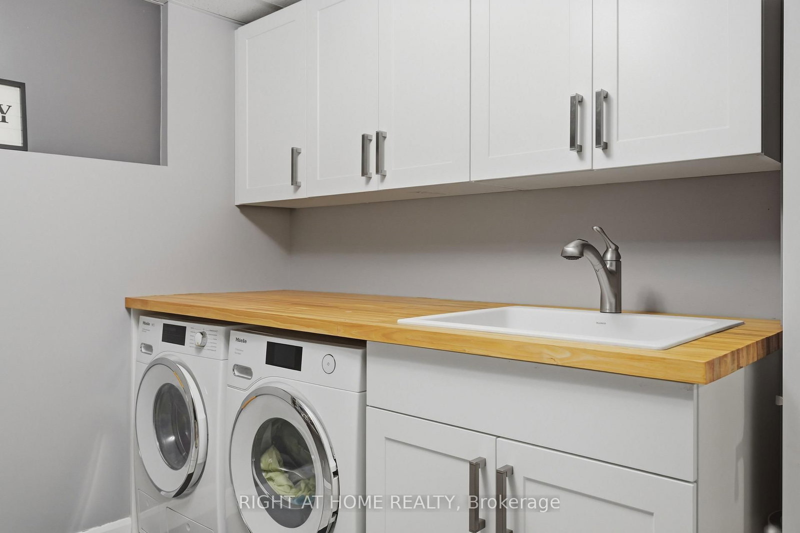 Townhouse for sale at 22 Sunset Place, Barrie, Ontario, L4N 0T7 - Holly - MLS: S13002282