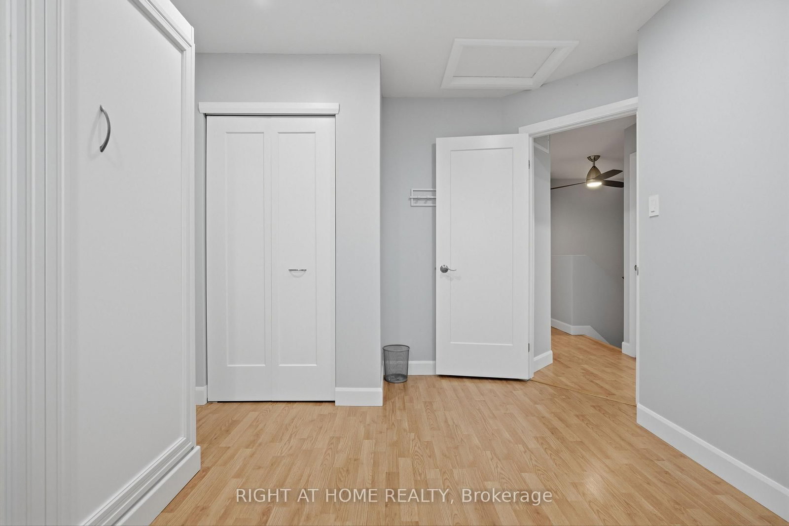 Townhouse for sale at 22 Sunset Place, Barrie, Ontario, L4N 0T7 - Holly - MLS: S13002282