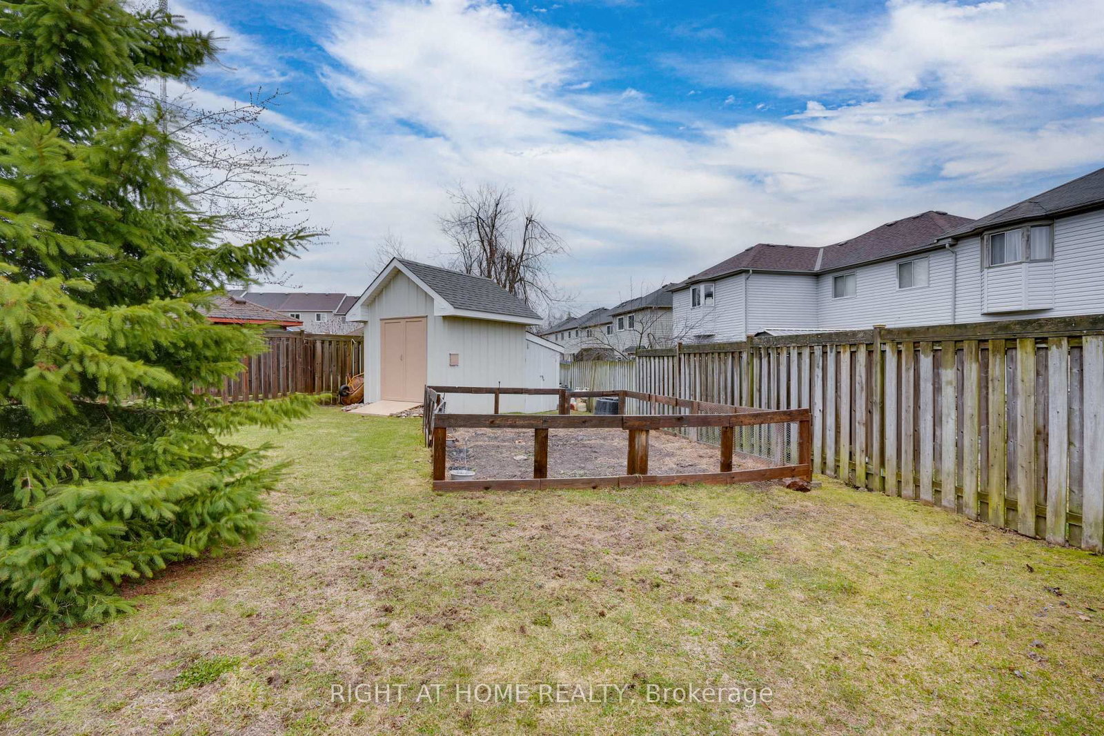 Townhouse for sale at 22 Sunset Place, Barrie, Ontario, L4N 0T7 - Holly - MLS: S13002282