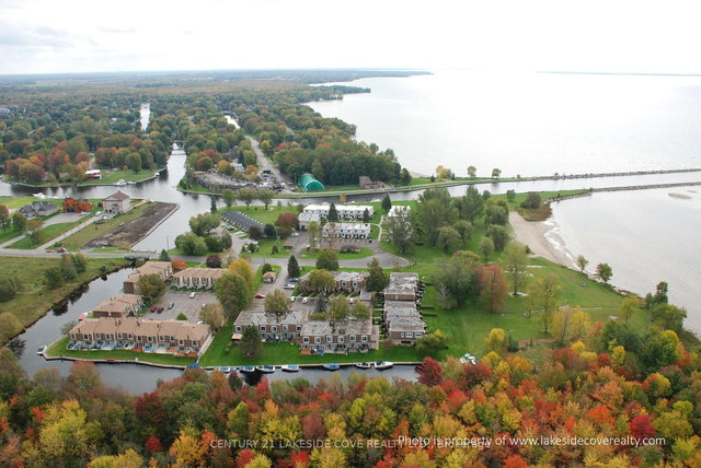 Unit 29 - 1 Paradise Boulevard