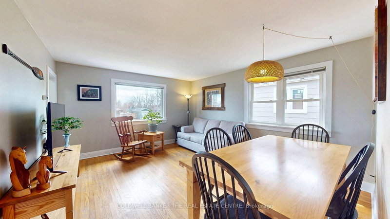 334 Linwood Ave, Orillia, L3V 2X1 | Image 3