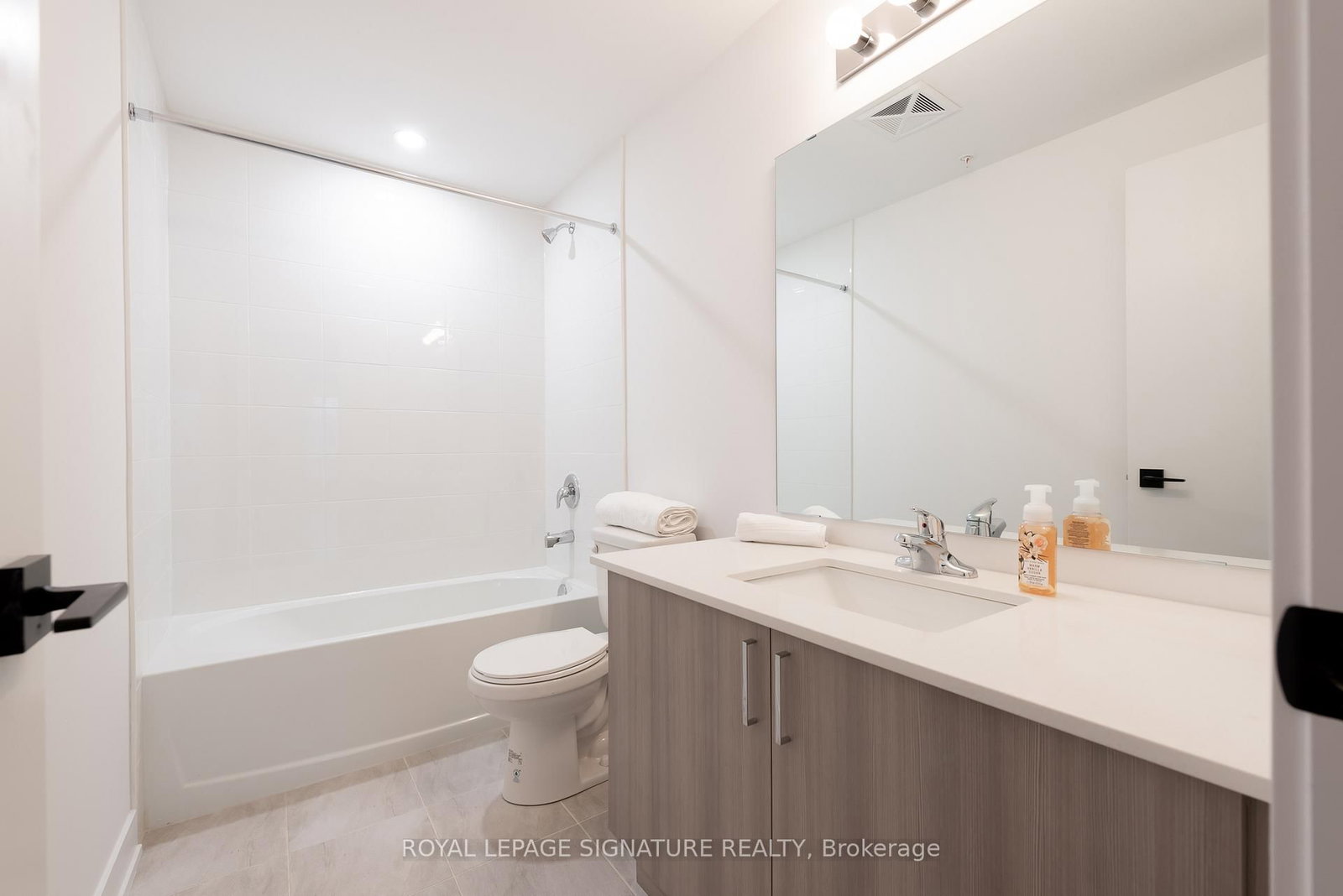8 Culinary Lane, Unit 306 - Photo 13