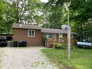 45 Heda Dr, Tiny, L9M 0B3 | Image 2