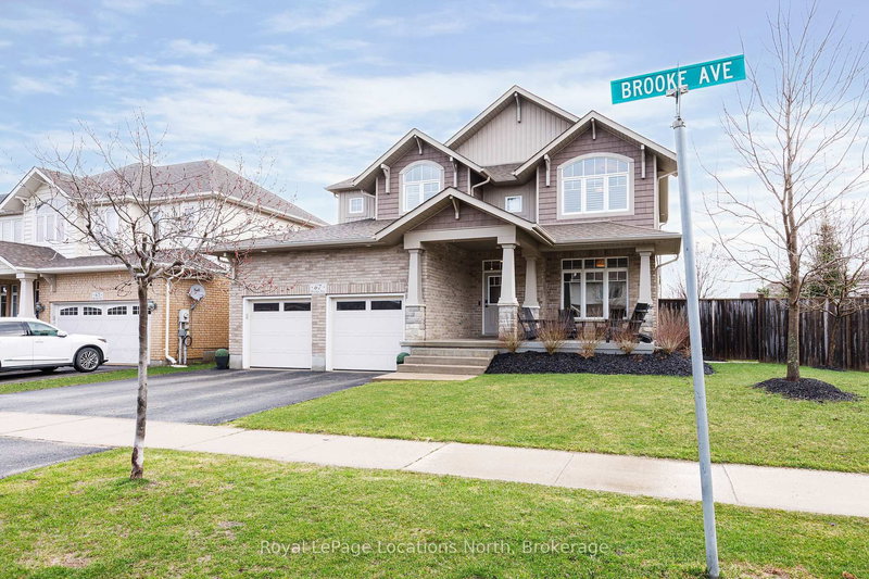 67 Brooke Ave, Collingwood, L9Y 0C5 | Image 2