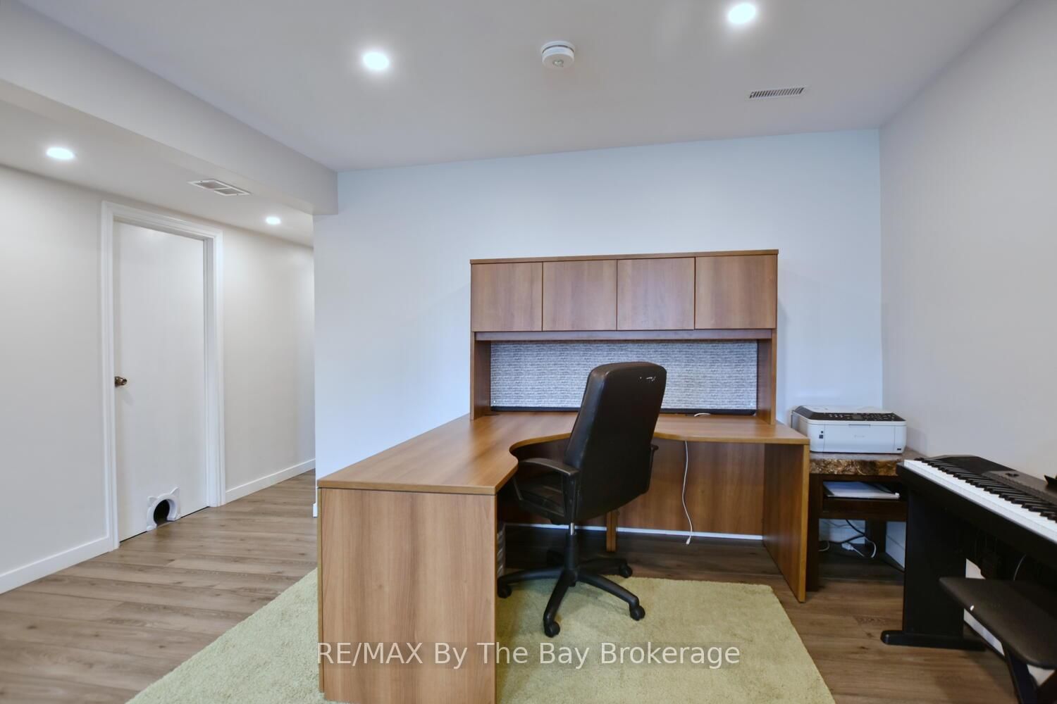 Detached House for sale at 215 Montreal Street, Clearview, Ontario, L0M 1S0 - Stayner - MLS: S13005416