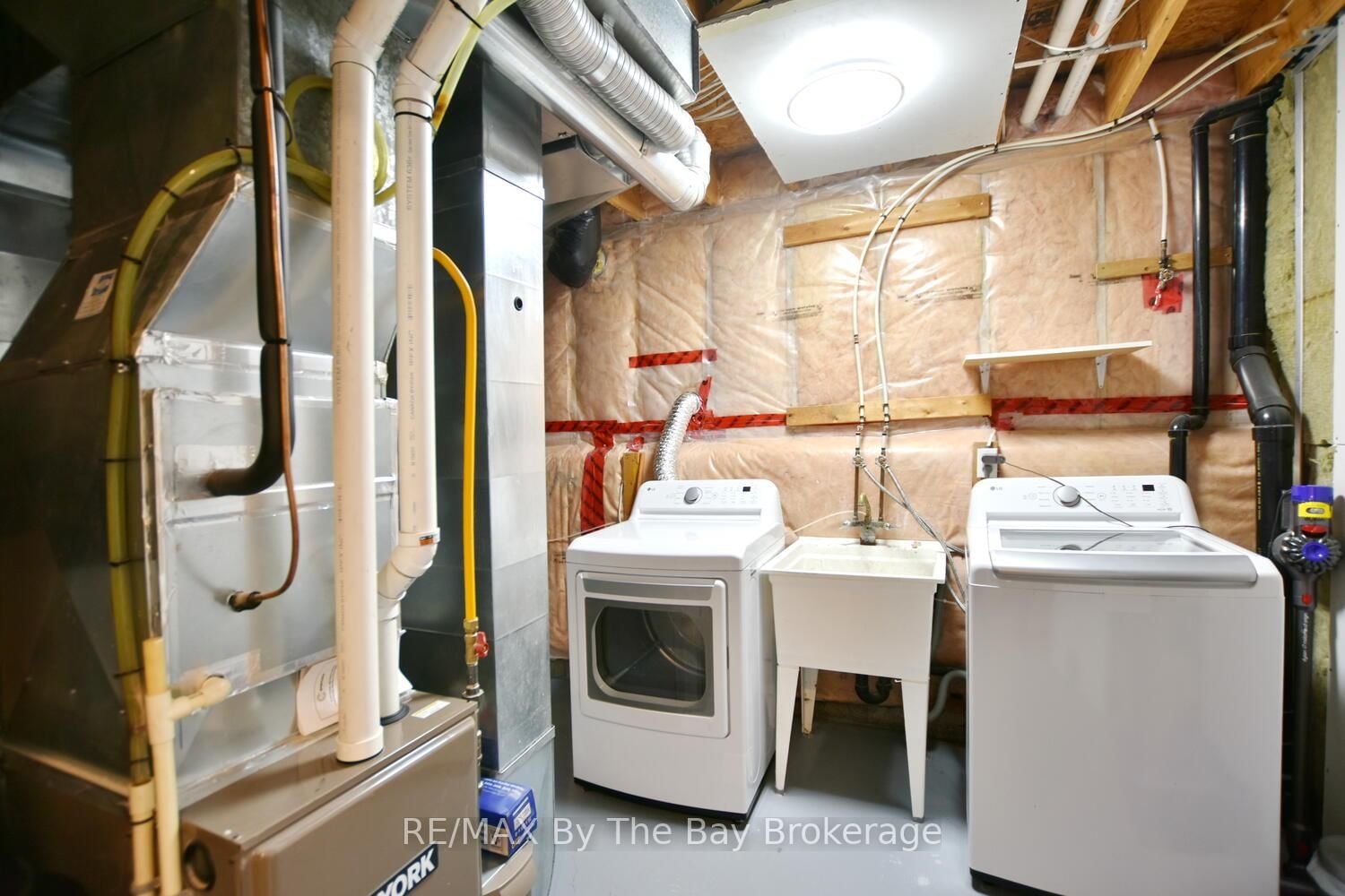 Detached House for sale at 215 Montreal Street, Clearview, Ontario, L0M 1S0 - Stayner - MLS: S13005416