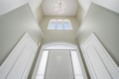 76 Succession Crescent — photo 5