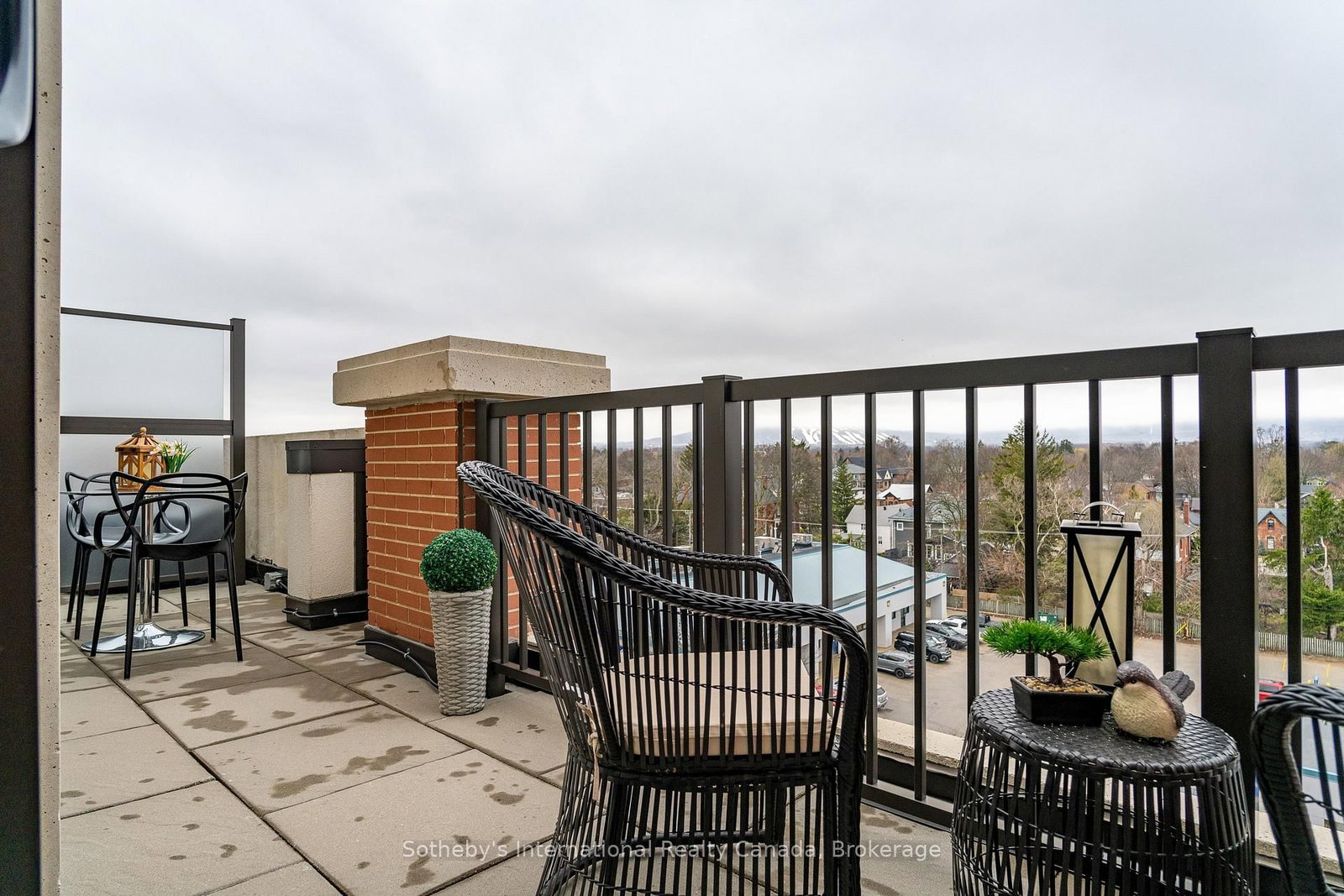 1 Hume Street, Unit PH610 - Photo 20