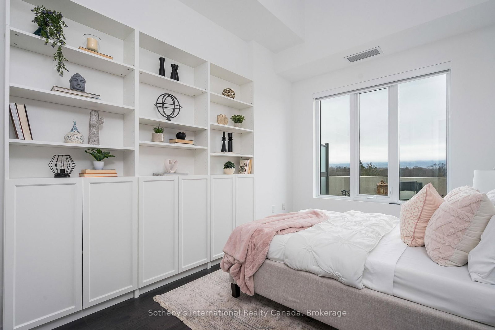 1 Hume Street, Unit PH610 - Photo 30