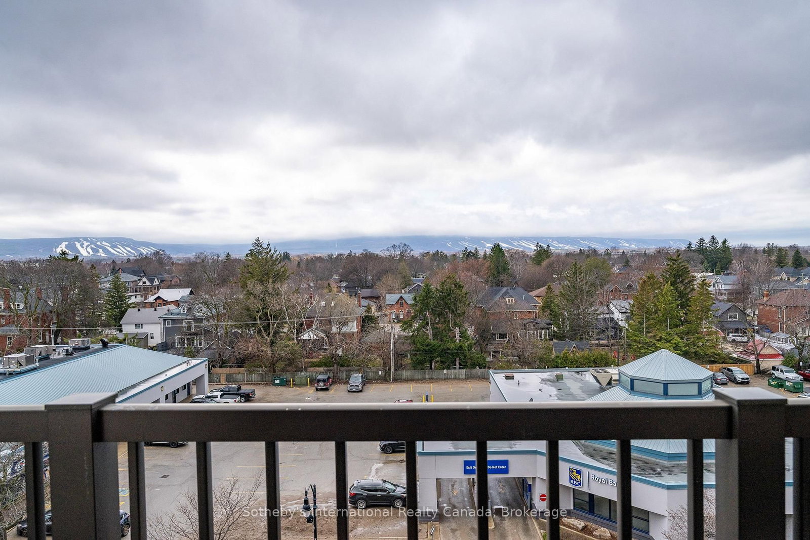 1 Hume Street, Unit PH610 - Photo 35