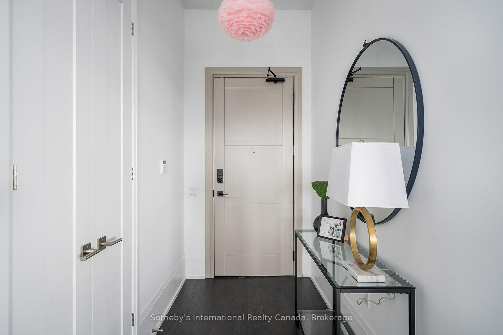 1 Hume Street, Unit PH610 - Photo 4