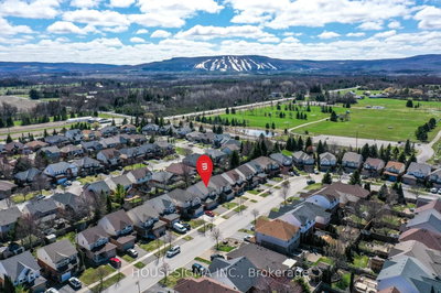 22 Highlands Cres | Collingwood | Image