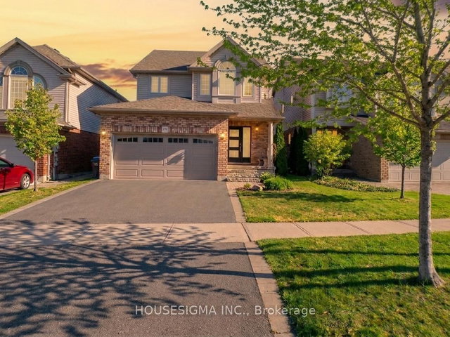 22 Highlands Crescent