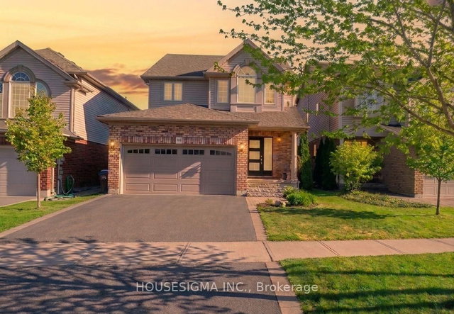 22 Highlands Crescent