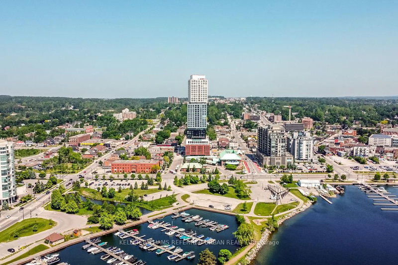 home for lease on 812-39 Mary Street