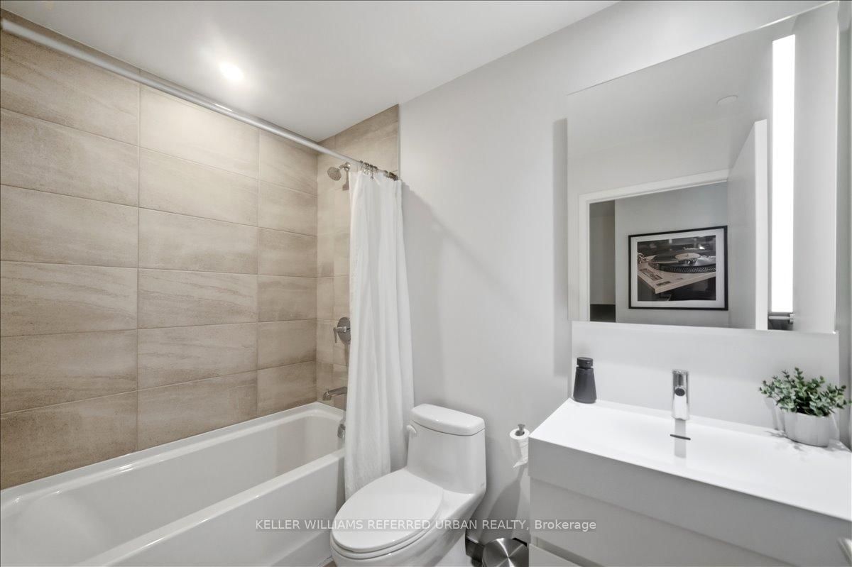 39 Mary Street, Unit 812 - Photo 19