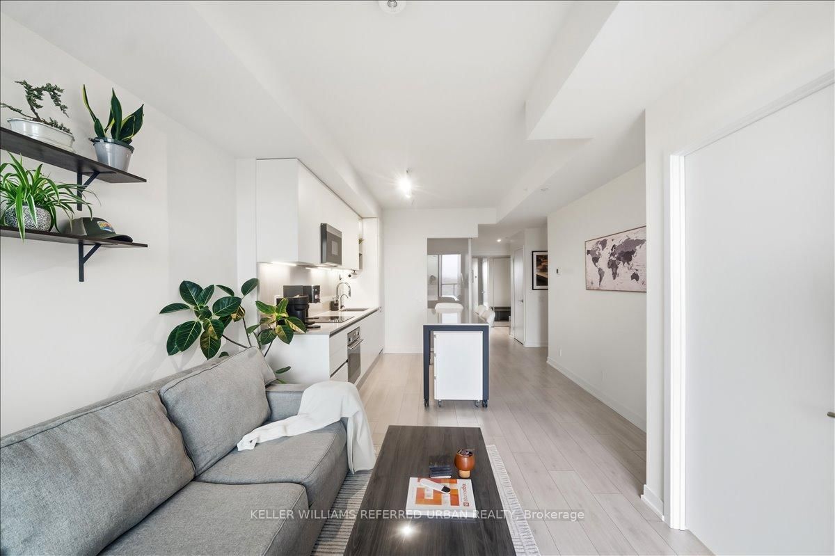 39 Mary Street, Unit 812 - Photo 9