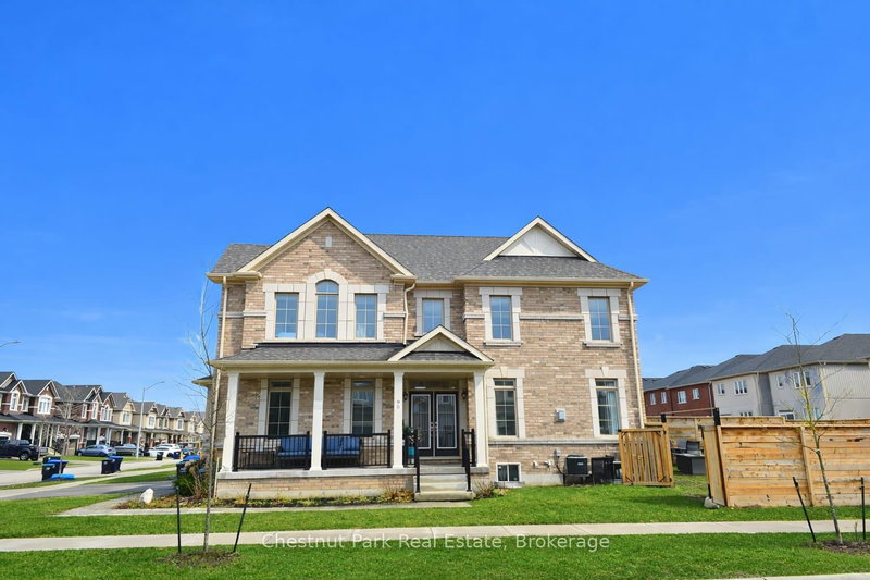 90 Tracey Lane, Collingwood, L9Y 3Y7 | Image 2