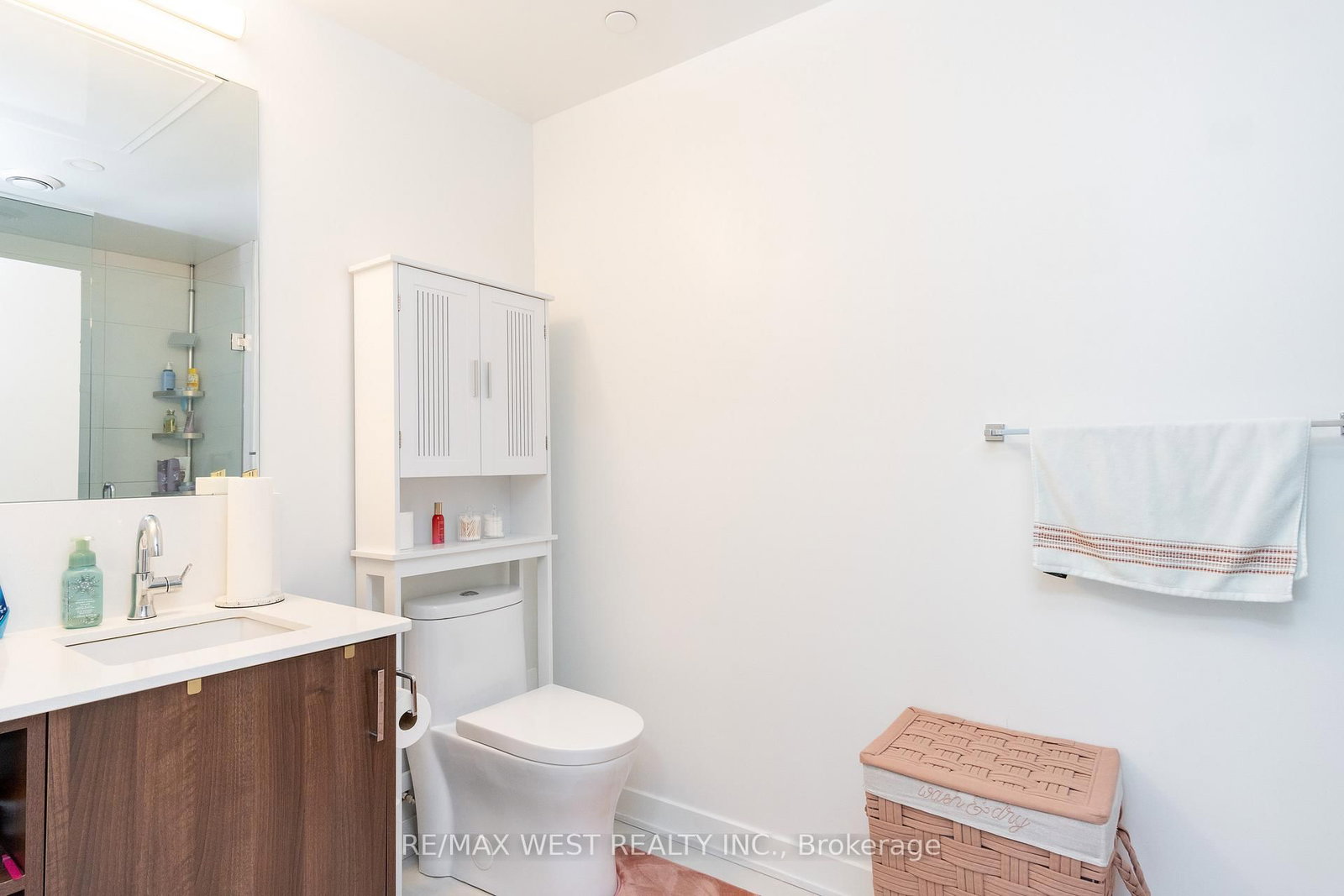 681 Yonge Street, Unit 231 - Photo 10