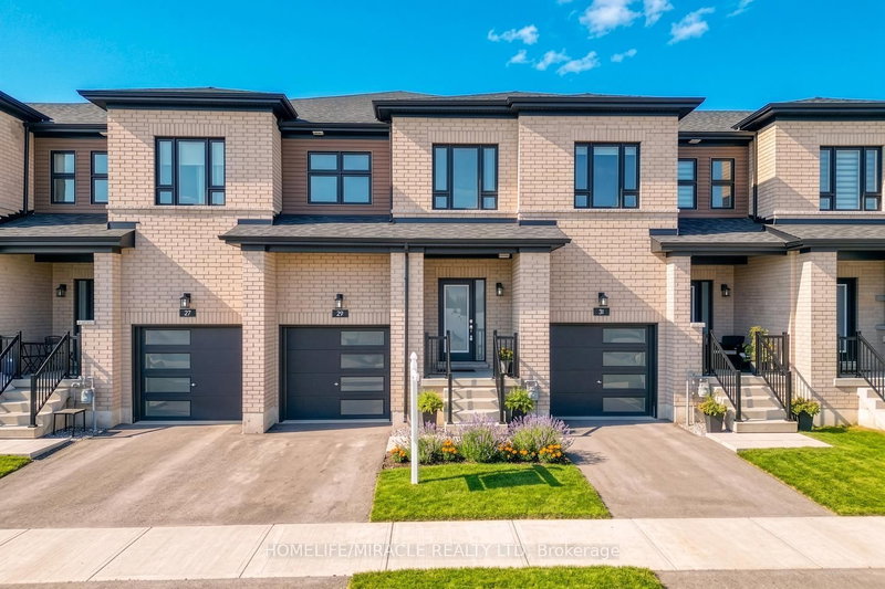 29 Turnberry Lane, Barrie, L9J 0M8 | Image 2