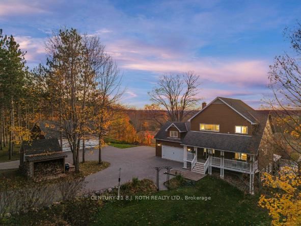 646 MOONSTONE RD W Road