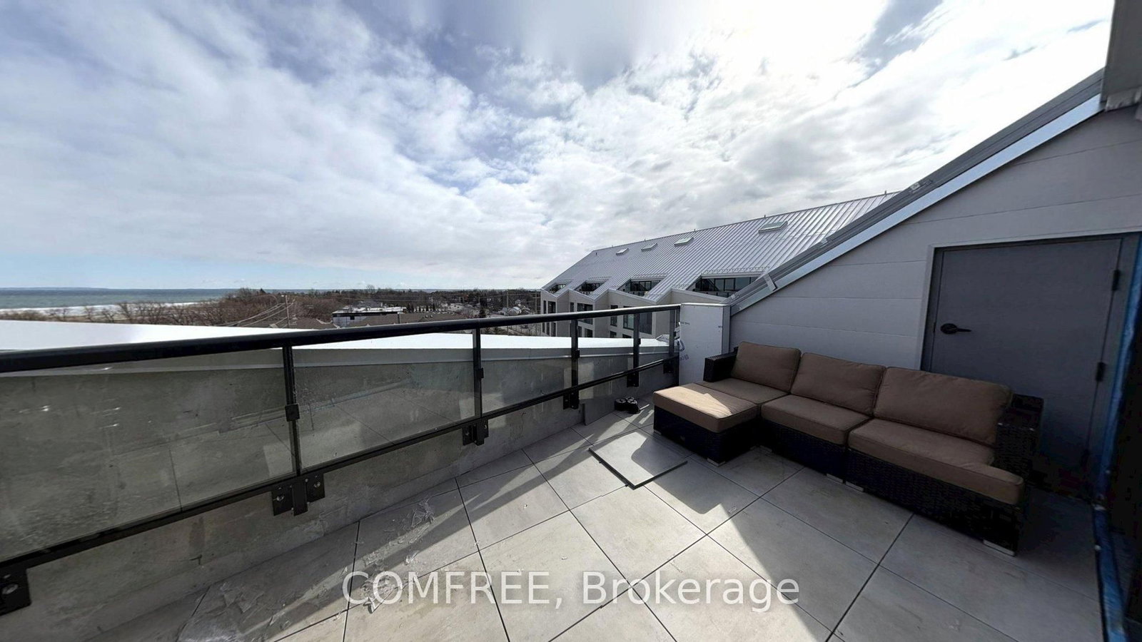 31 Huron Street, Unit 622 - Photo 22