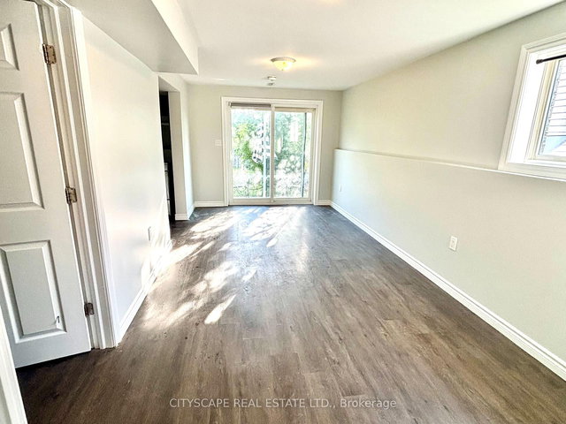 Lower - 93 Columbia Road