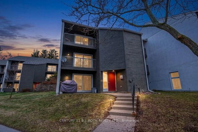 219 - 1102 Horseshoe Valley Rd | Oro-Medonte | Image