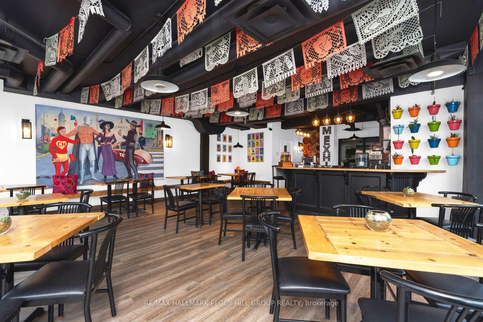 37 Dunlop Street W, Unit Mexhico Restaurant - Photo 4