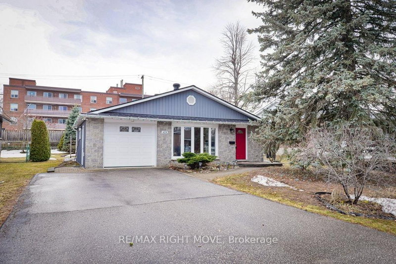429 Highland Ave, Orillia, L3V 4E8 | Image 2