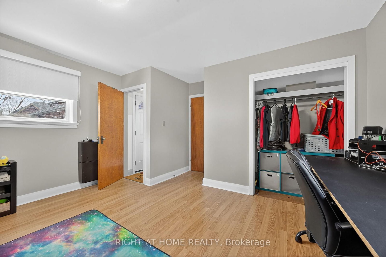 Detached House for sale at 25 Thomson Street, Barrie, Ontario, L4N 1X4 - Queen's Park - MLS: S13013342