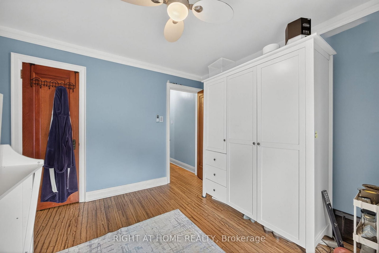 Detached House for sale at 25 Thomson Street, Barrie, Ontario, L4N 1X4 - Queen's Park - MLS: S13013342