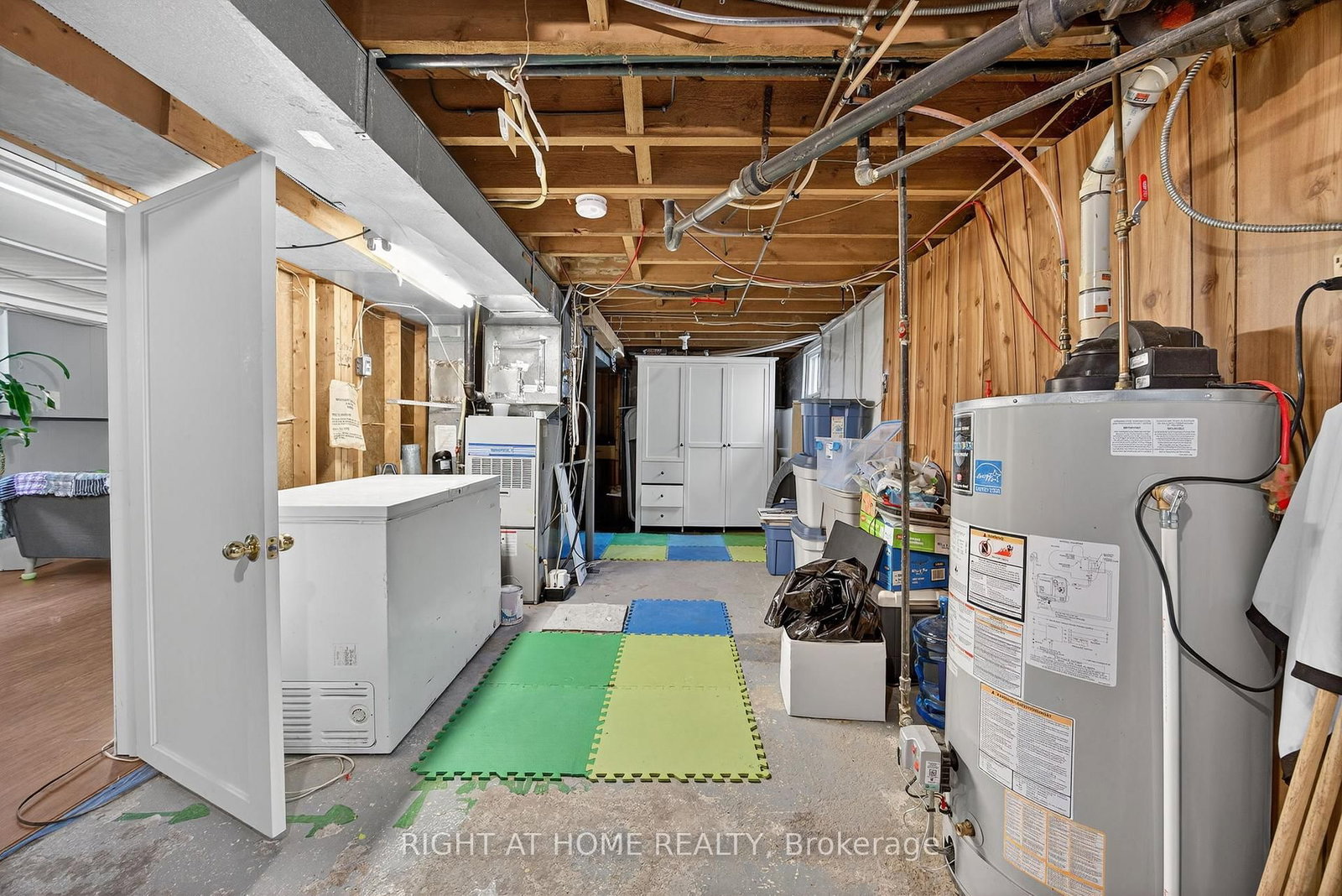 Detached House for sale at 25 Thomson Street, Barrie, Ontario, L4N 1X4 - Queen's Park - MLS: S13013342