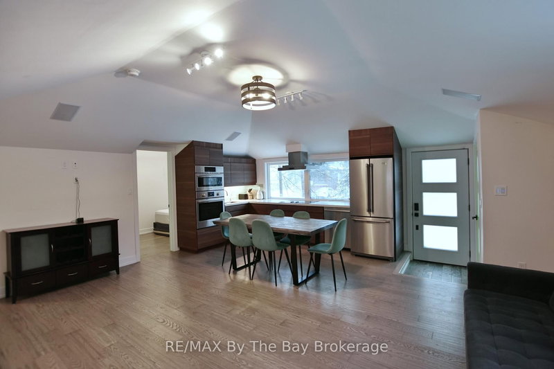 15 61st Street S