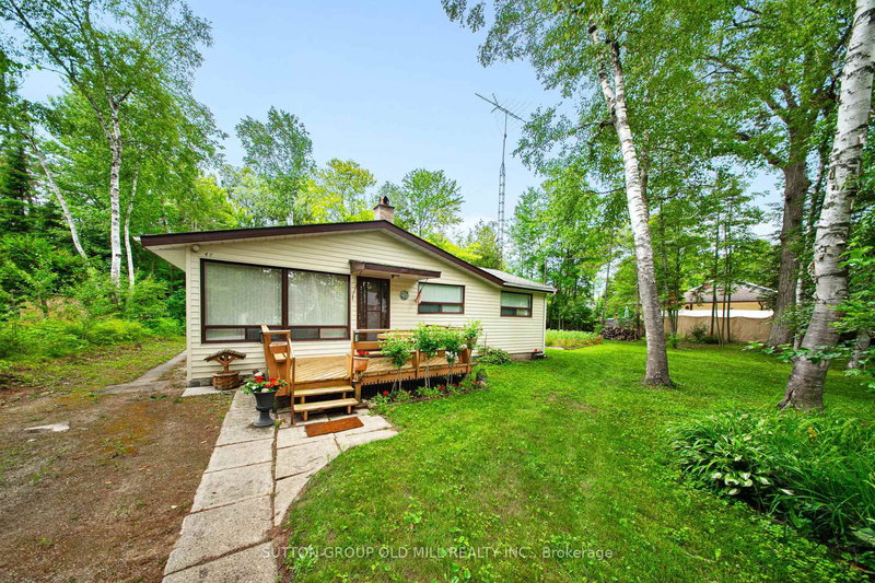 42 55th St S, Wasaga Beach, L9Z 1W9 | Image 2