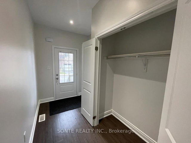 #03 - 40 Megan Crescent