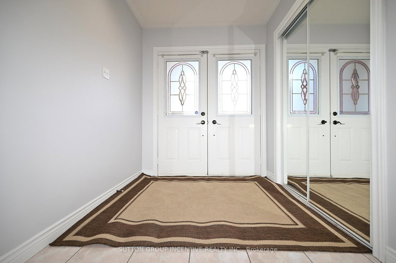 26 Warner Rd, Barrie, L4N 7M5 | Image 3