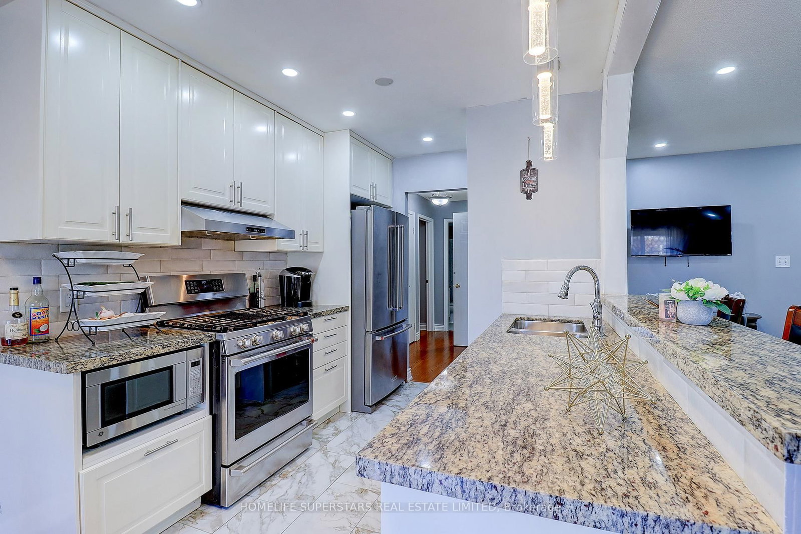 Detached House for sale at 191 Wessenger Drive, Barrie, Ontario, L4N 8N9 - Holly - MLS: S13017244