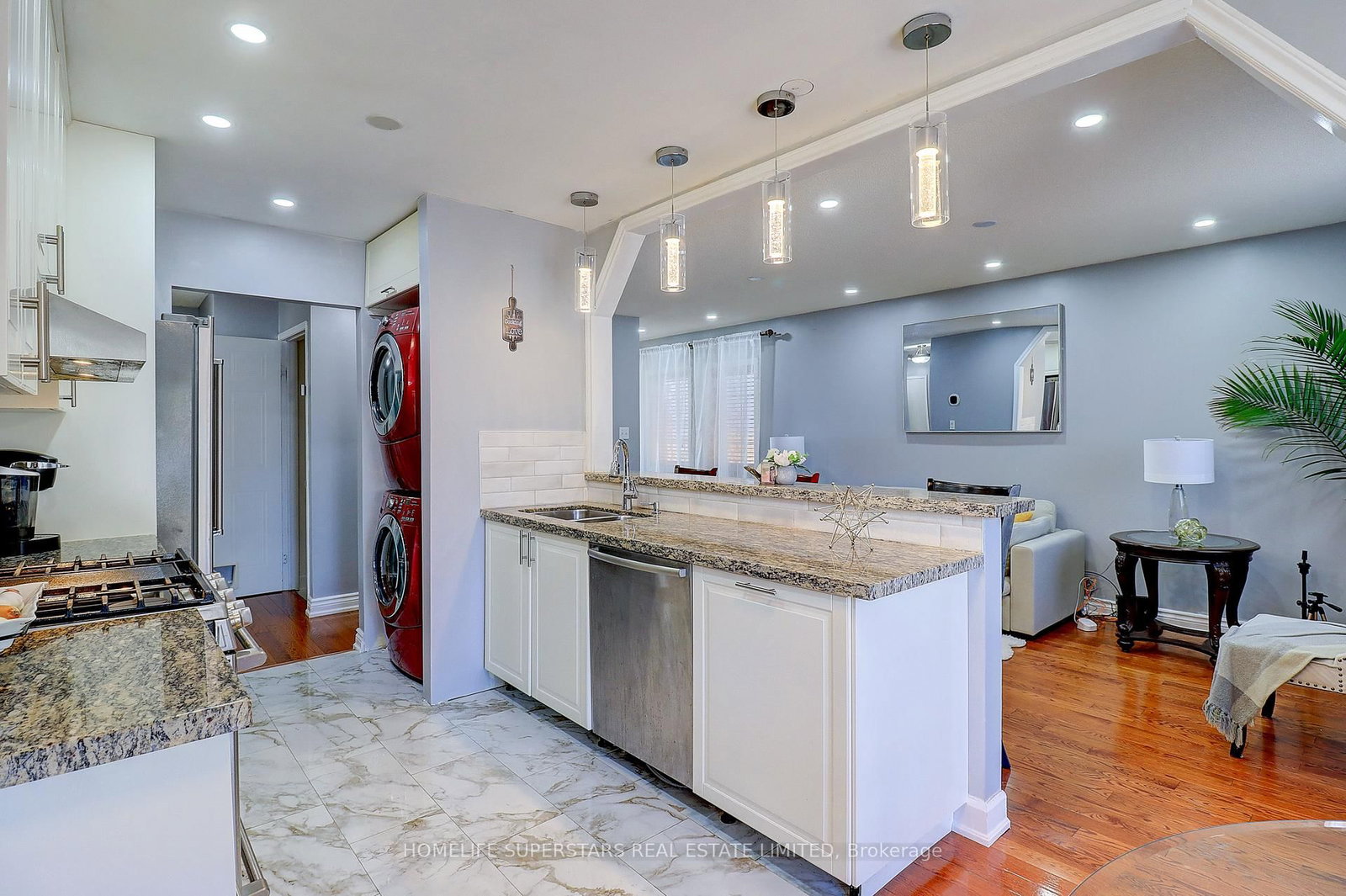 Detached House for sale at 191 Wessenger Drive, Barrie, Ontario, L4N 8N9 - Holly - MLS: S13017244